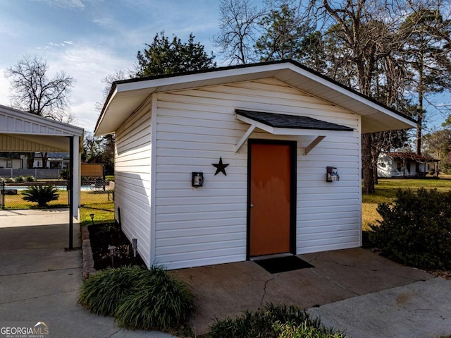 view of outdoor structure with an outdoor structure