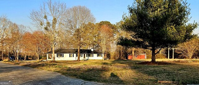 730 Keys Ferry Rd, Jackson, GA 30233 - single story home with a front yard