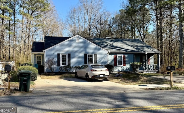 view of front of home with covered porch