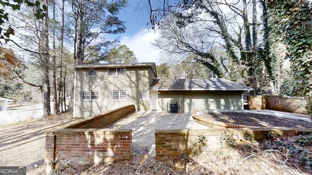 2134 Elinwood Dr, Atlanta, GA 30344 - view of front of property featuring stucco siding