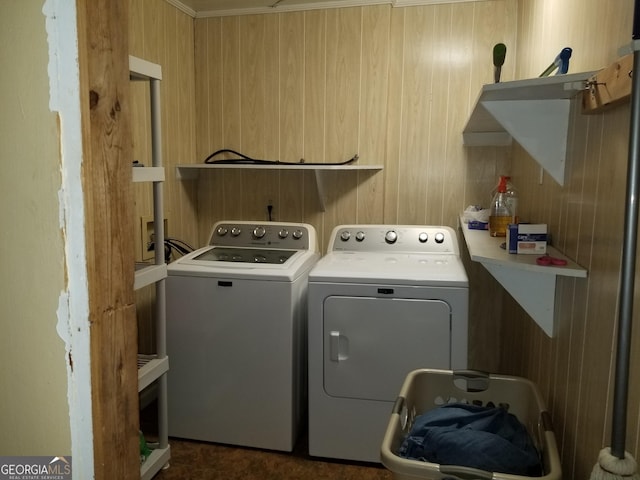 laundry room featuring laundry area and washing machine and dryer