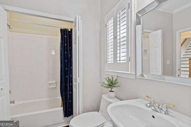 full bathroom with toilet, shower / bathtub combination with curtain, ornamental molding, and a sink