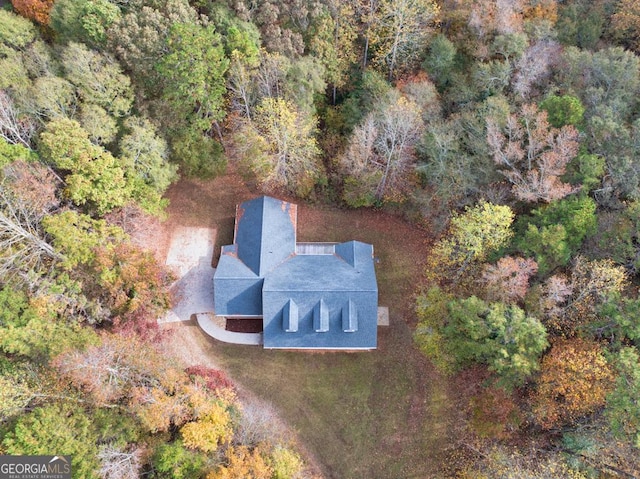 bird's eye view with a view of trees