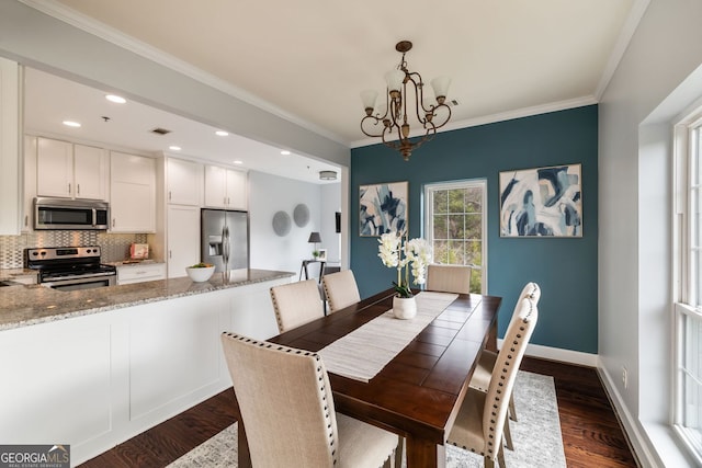 dining area with baseboards, visible vents, dark wood-style flooring, and ornamental molding