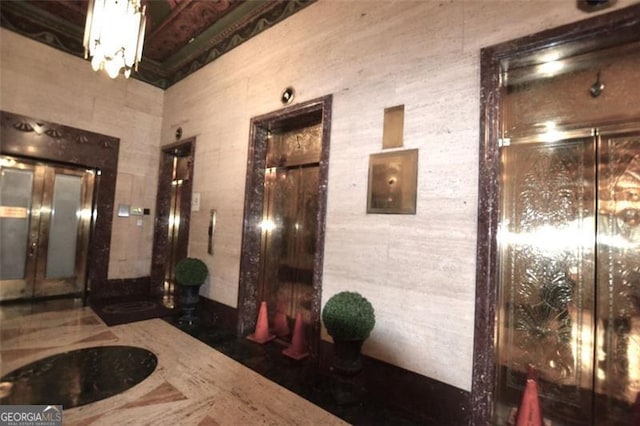 32 Peachtree St Unit 202, Atlanta, GA 30303 - lobby featuring a sink