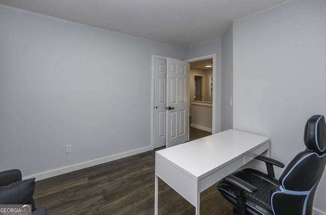 office area with baseboards and dark wood-style flooring