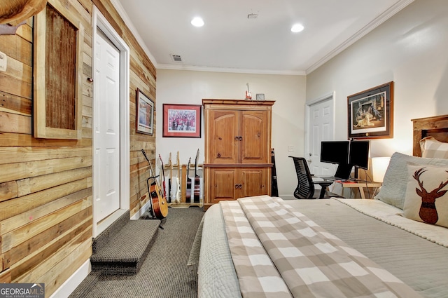 bedroom featuring recessed lighting, visible vents, crown molding, and carpet flooring