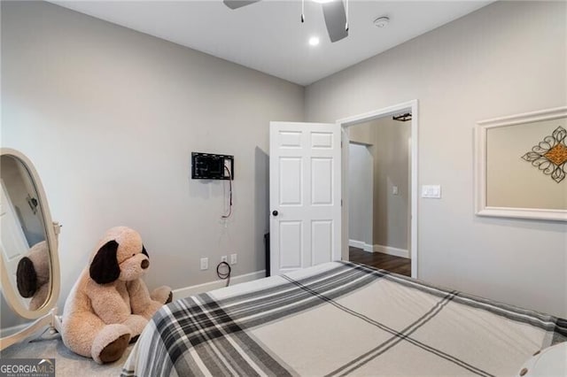 bedroom featuring baseboards, a ceiling fan, and recessed lighting