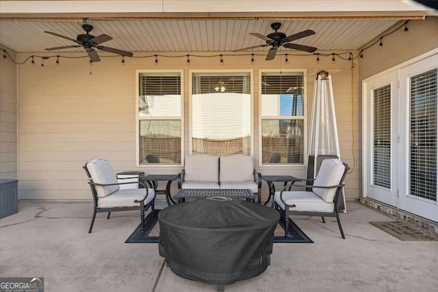 view of patio with ceiling fan