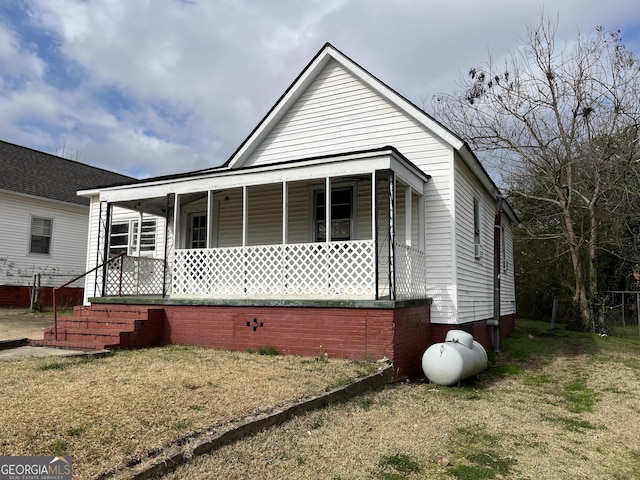 view of front of home with covered porch