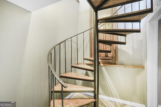 484 Martin St SE, Atlanta, GA 30312 - view of staircase