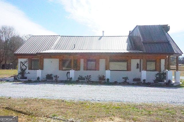 view of front of home with metal roof