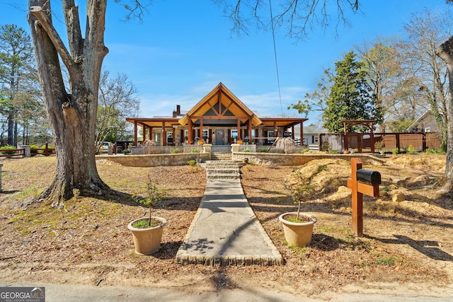 view of front of house featuring a porch