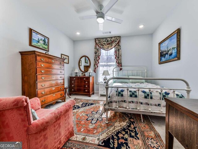 bedroom with visible vents, a ceiling fan, and recessed lighting