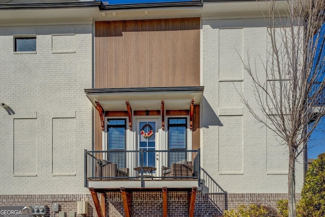 view of front of house featuring covered porch