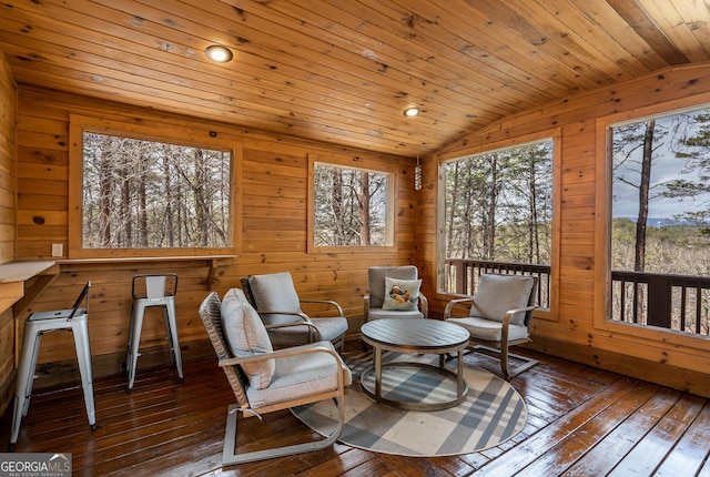view of sunroom / solarium