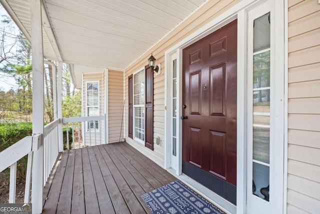 property entrance with a porch