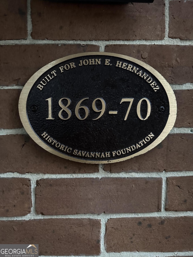 204 E Liberty St, Savannah, GA 31401 - exterior view