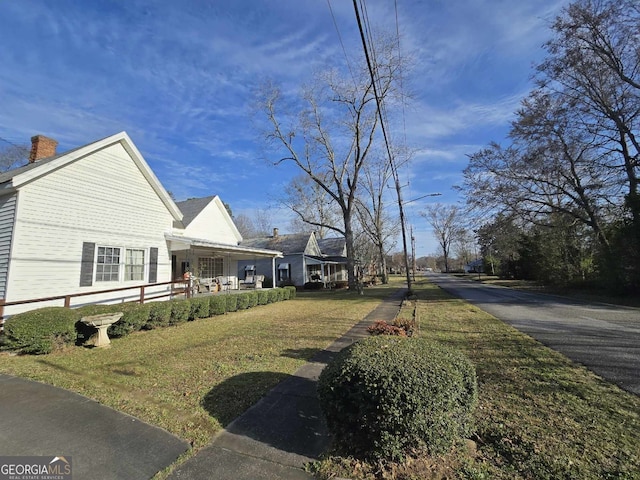 view of home's exterior