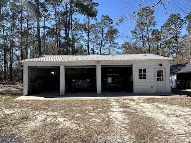 view of detached garage