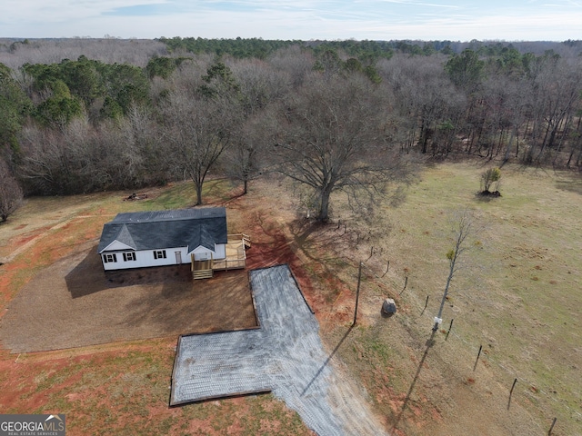 bird's eye view with a view of trees