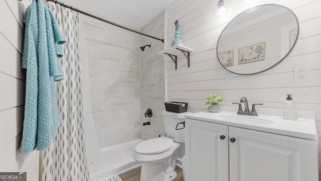 1147 Martin Dr, Cleveland, GA 30528 - bathroom with vanity and tiled shower