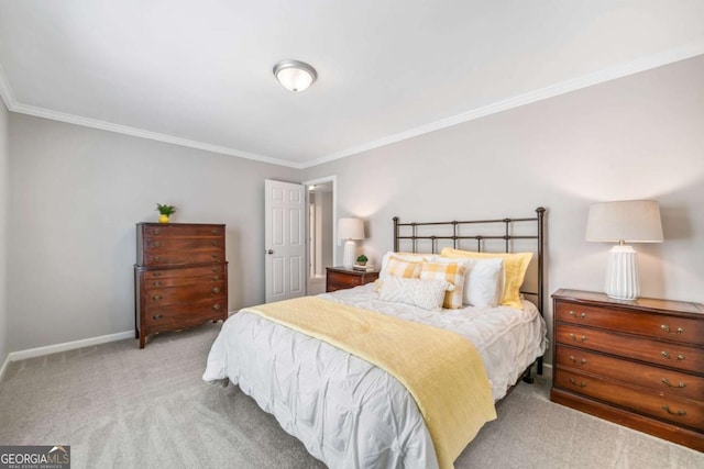 bedroom featuring crown molding, carpet, and baseboards