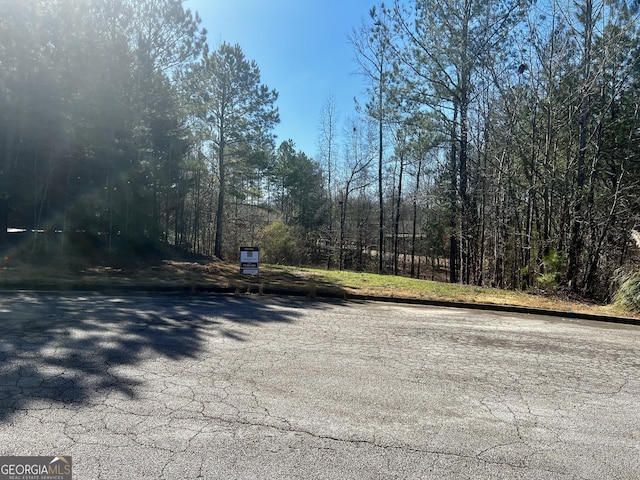 Listing photo 3 for 1409 Short Ct, Mcdonough GA 30252