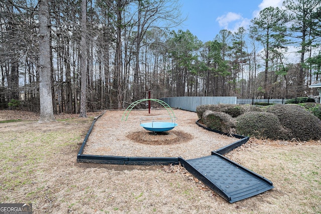 view of yard featuring fence