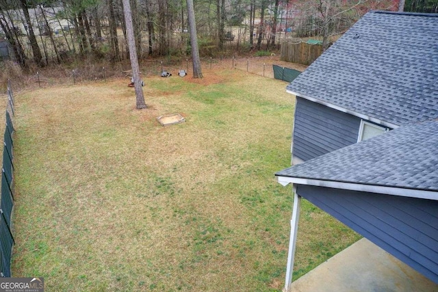 view of yard featuring fence