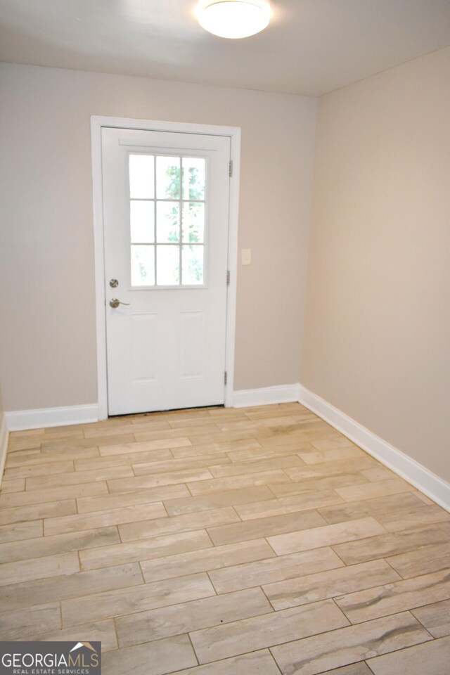 110 Wildwood Cir, Gainesville, GA 30501 - entryway featuring light wood-style floors and baseboards