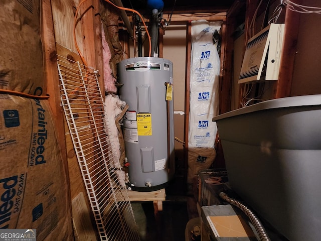 6160 Great Oaks Dr, Lithonia, GA 30058 - utility room featuring electric water heater