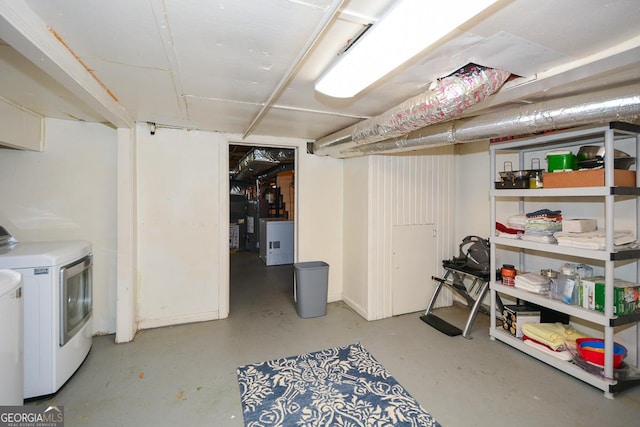 2780 Eastfield Rd SE, Smyrna, GA 30080 - finished below grade area featuring water heater and washer and dryer