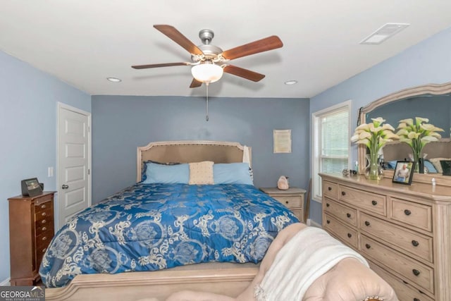 bedroom with visible vents, recessed lighting, and a ceiling fan