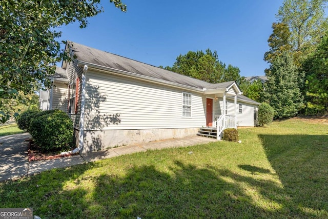 exterior space featuring a yard