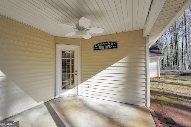 view of patio featuring a ceiling fan