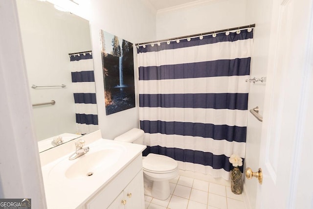 bathroom featuring tile patterned floors, toilet, a shower with shower curtain, and crown molding