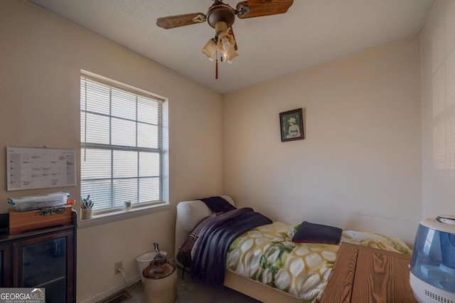 bedroom featuring a ceiling fan