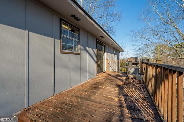 view of home's exterior