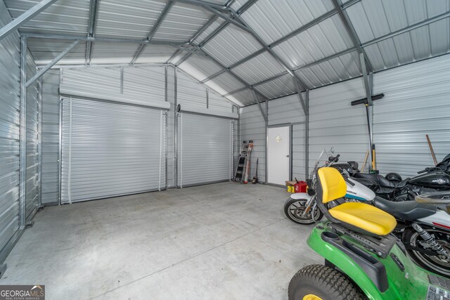 4159 Folks Dr, Blackshear, GA 31516 - garage with metal wall