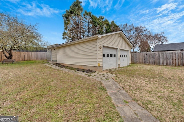 25 Wesley Trce SE, Cartersville, GA 30120 - detached garage with fence