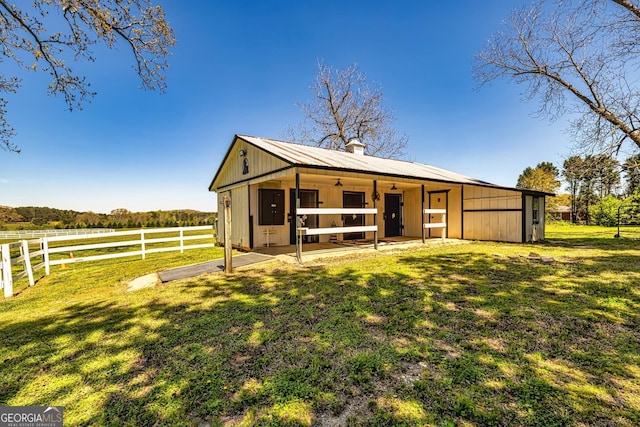 view of outdoor structure with an outdoor structure