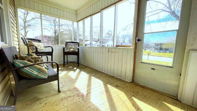 view of sunroom / solarium