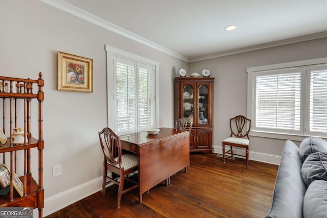 home office featuring recessed lighting, baseboards, dark wood-style flooring, and crown molding