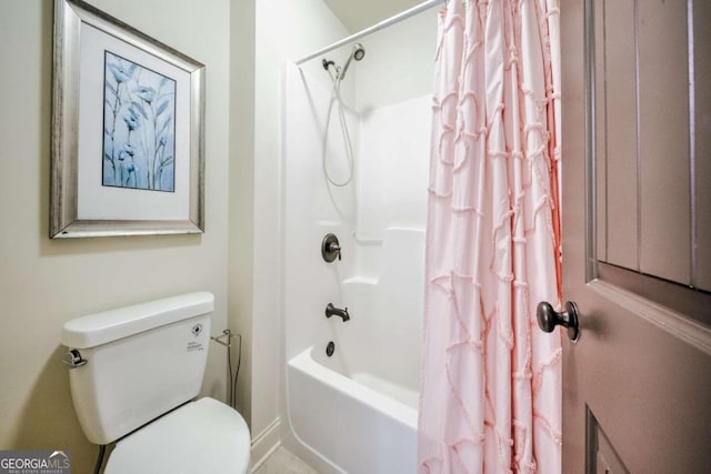 full bathroom with shower / bathtub combination with curtain and toilet