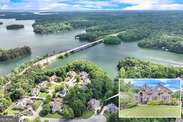 3845 Starboard Pt, Gainesville, GA 30506 - aerial view of property and surrounding area featuring a large body of water and property parcel outlined