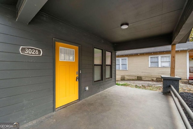 view of exterior entry with crawl space