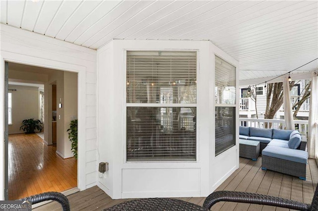 doorway to property featuring an outdoor hangout area