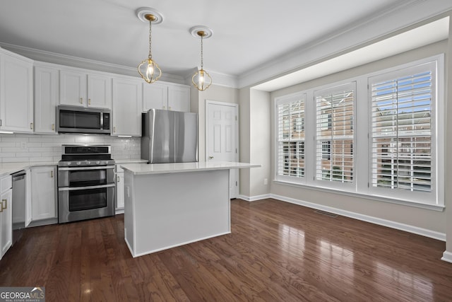 kitchen featuring stainless steel appliances, backsplash, visible vents, and white cabinets