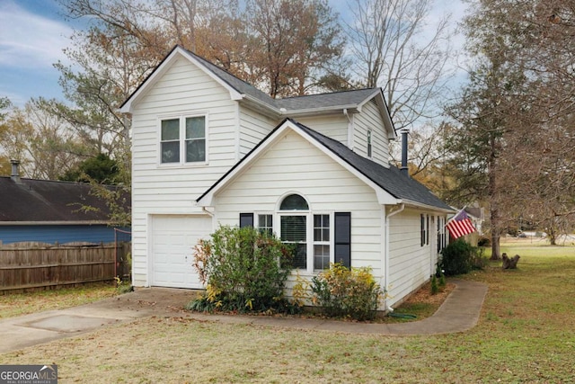 view of front of house featuring driveway, a front lawn, fence, roof with shingles, and an attached garage